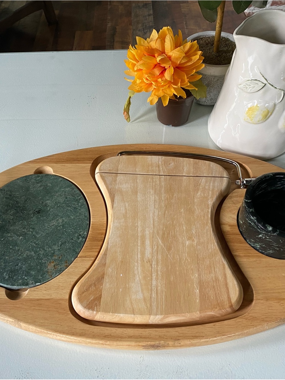 EUC Wood and Stone Cheese Board Set w/Wire Slicer - Natural Wood, Green Marble